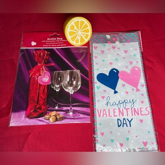 ❤️🥰❤️ + NEW! Love Theme Treat Bags  Bundle BONUS Bottle Bag Includes 100+… - Picture 8 of 9